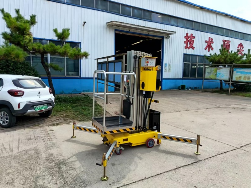 單桅柱高空作業(yè)平臺(tái)手推式主要作用是什么?